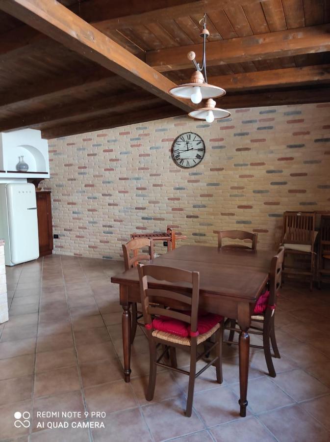 La Taverna Di Lulu Arnesano Dış mekan fotoğraf